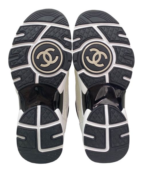 CHANEL（シャネル）CHANEL (シャネル) ココマークスニーカー ホワイト×ブラック サイズ:37の古着・服飾アイテム