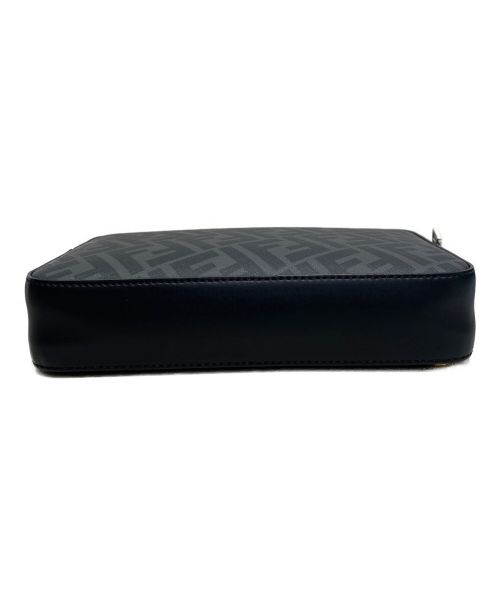 FENDI（フェンディ）FENDI (フェンディ) ダイアゴナル カメラケース ブラックの古着・服飾アイテム