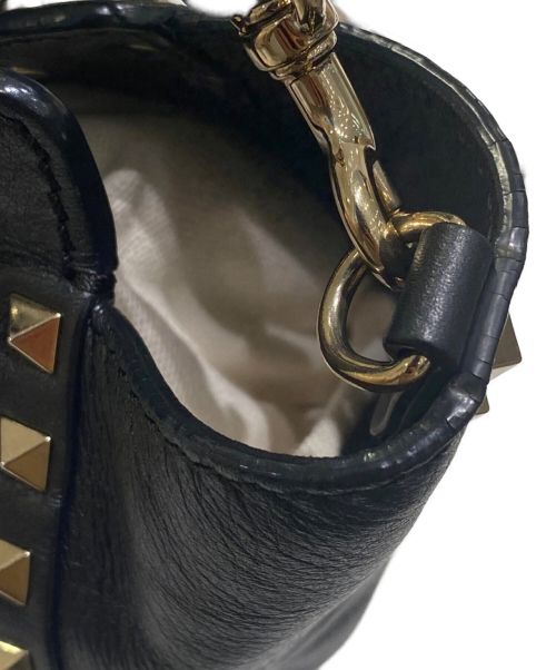 VALENTINO GARAVANI（ヴァレンティノ・ガラヴァーニ）VALENTINO GARAVANI (ヴァレンティノ・ガラヴァーニ) 2WAYバッグ ブラックの古着・服飾アイテム