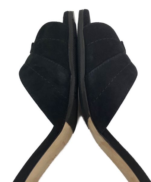 Manolo Blahnik（マノロ ブラニク）Manolo Blahnik (マノロブラニク) SIEMU Heel Sandal ブラック サイズ:35 1/2の古着・服飾アイテム
