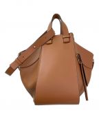 LOEWEロエベ）の古着「HAMMOCK SMALL BAG」｜タン