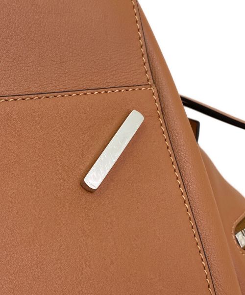 LOEWE（ロエベ）LOEWE (ロエベ) HAMMOCK SMALL BAG タン サイズ:スモールの古着・服飾アイテム