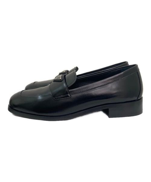 PRADA（プラダ）PRADA (プラダ) ブラッシュドレザー ローファー ブラック サイズ:381/2の古着・服飾アイテム