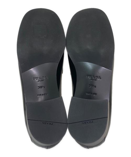 PRADA（プラダ）PRADA (プラダ) ブラッシュドレザー ローファー ブラック サイズ:381/2の古着・服飾アイテム