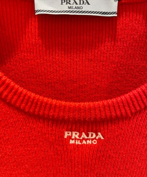 PRADA（プラダ）PRADA (プラダ) フロントロゴコットンセーター レッド サイズ:40の古着・服飾アイテム