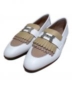HERMESエルメス）の古着「モカシンシューズ」｜ホワイト×ベージュ