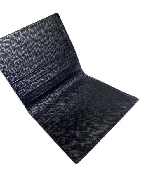 PRADA（プラダ）PRADA (プラダ) Leather Bi-Fold Wallet ブラックの古着・服飾アイテム