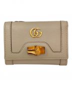 GUCCIグッチ）の古着「3つ折り財布」｜ベージュ