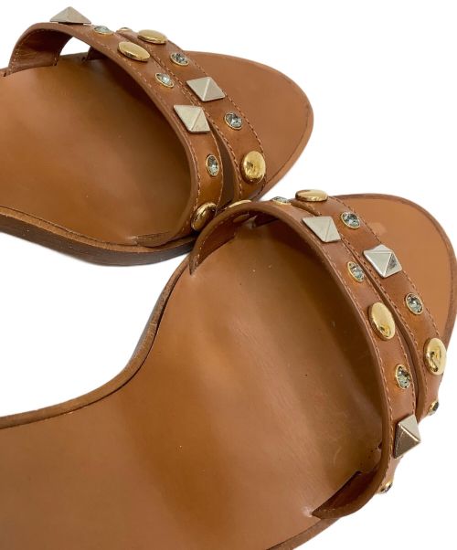 DOLCE & GABBANA（ドルチェ＆ガッバーナ）DOLCE & GABBANA (ドルチェ＆ガッバーナ) スタッズサンダル ブラウン サイズ:38の古着・服飾アイテム