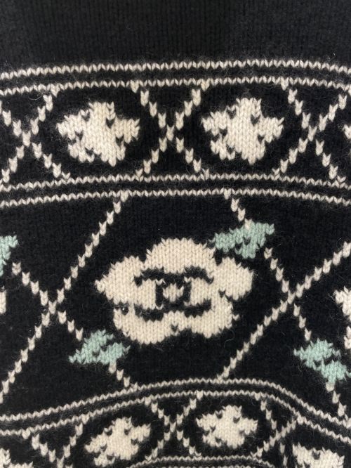 CHANEL（シャネル）CHANEL (シャネル) カメリアタートルネックカシミヤニット ブラック サイズ:40の古着・服飾アイテム