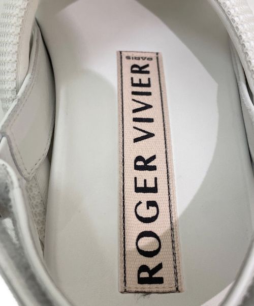 Roger Vivier（ロジェ ヴィヴィエ）Roger Vivier (ロジェ ヴィヴィエ) エンベリッシュドバックルサンダル ホワイト サイズ:35の古着・服飾アイテム