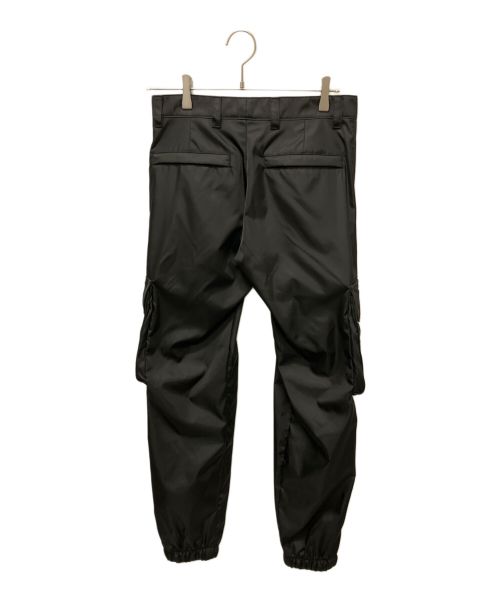 PRADA（プラダ）PRADA (プラダ) RE-NYLONカーゴロングパンツ ブラック サイズ:44の古着・服飾アイテム