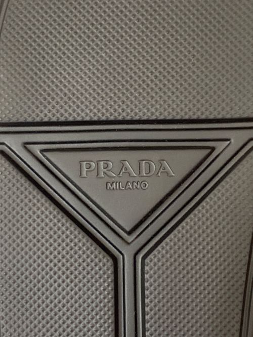 PRADA（プラダ）PRADA (プラダ) レクタンギュラーサンダル ホワイト×シルバー サイズ:37の古着・服飾アイテム