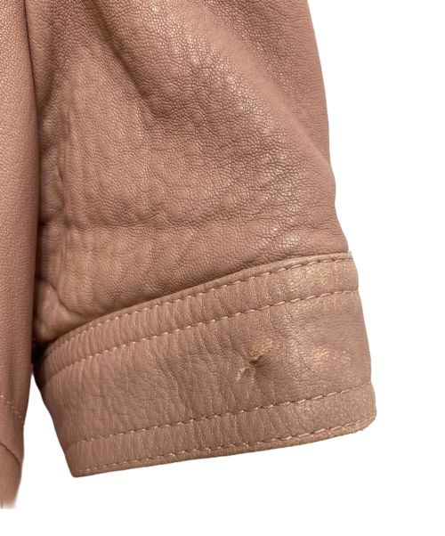 LOUIS VUITTON（ルイ ヴィトン）LOUIS VUITTON (ルイ ヴィトン) ショートスリーブレザージャケット ピンク サイズ:34の古着・服飾アイテム
