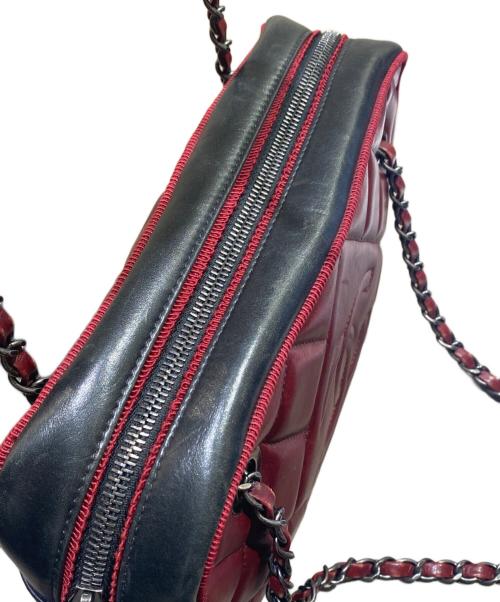 CHANEL（シャネル）CHANEL (シャネル) バイカラーチェーンショルダーバッグ ボルドー×ブラックの古着・服飾アイテム