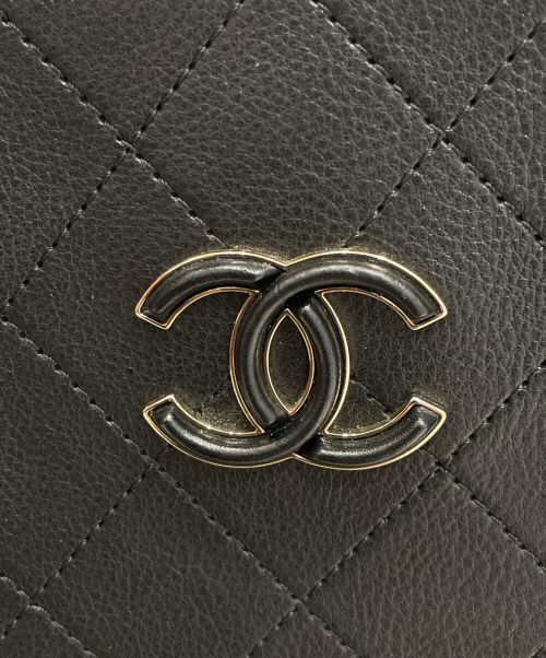 CHANEL（シャネル）CHANEL (シャネル) レザートート ブラック×ゴールドの古着・服飾アイテム
