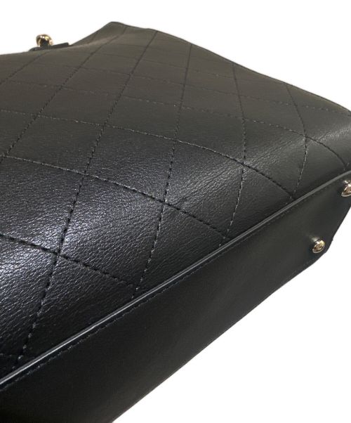 CHANEL（シャネル）CHANEL (シャネル) レザートート ブラック×ゴールドの古着・服飾アイテム
