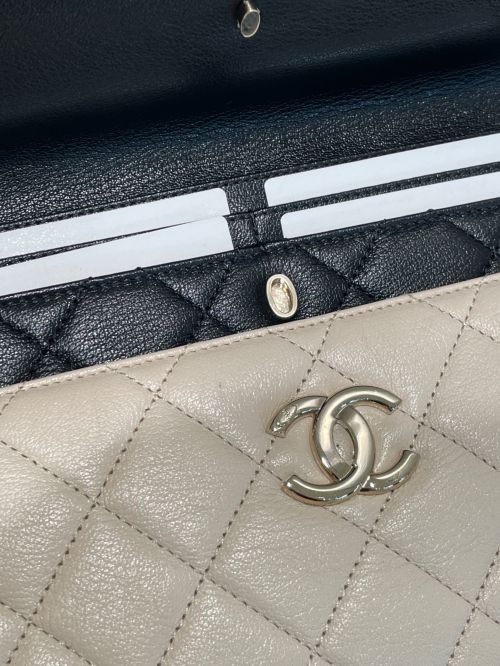 CHANEL（シャネル）CHANEL (シャネル) ショルダーバッグ ブラック×ベージュ×ホワイトの古着・服飾アイテム