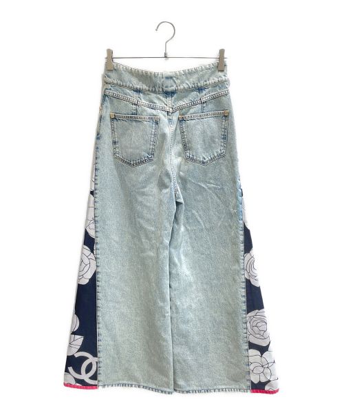 CHANEL（シャネル）CHANEL (シャネル) カメリアワイドデニムパンツ ブルー サイズ:40の古着・服飾アイテム