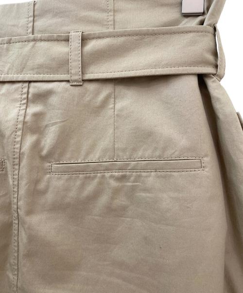 CELINE（セリーヌ）CELINE (セリーヌ) トリオンフボタンロングスカート ベージュ サイズ:36の古着・服飾アイテム
