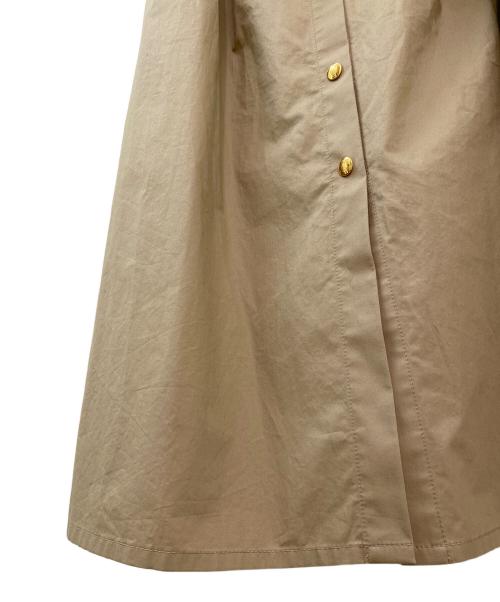 CELINE（セリーヌ）CELINE (セリーヌ) トリオンフボタンロングスカート ベージュ サイズ:36の古着・服飾アイテム