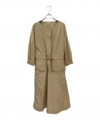 MONCLERモンクレール）の古着「ミディアム丈ワンピース」｜ベージュ