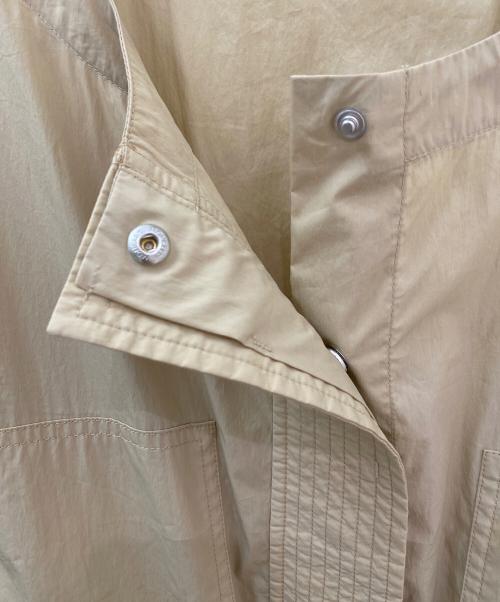 MONCLER（モンクレール）MONCLER (モンクレール) ミディアム丈ワンピース ベージュ サイズ:38の古着・服飾アイテム