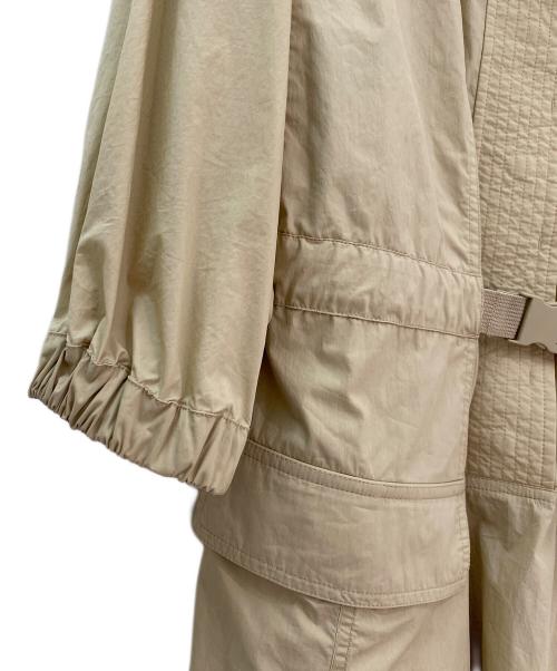 MONCLER（モンクレール）MONCLER (モンクレール) ミディアム丈ワンピース ベージュ サイズ:38の古着・服飾アイテム