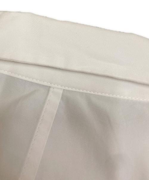 UN3D.（アンスリード）UN3D. (アンスリード) ブラウス ホワイト サイズ:SIZE Fの古着・服飾アイテム