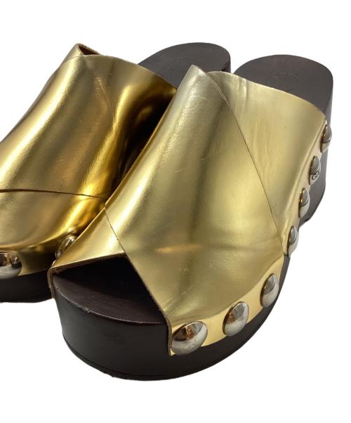 GANNI（ガニー）Ganni (ガニー) プラットフォームサンダル ゴールド サイズ:SIZE 35の古着・服飾アイテム