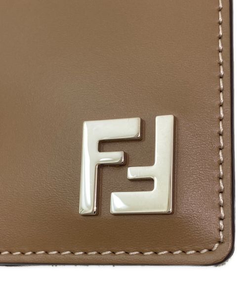 FENDI（フェンディ）FENDI (フェンディ) カードケース ブラウンの古着・服飾アイテム
