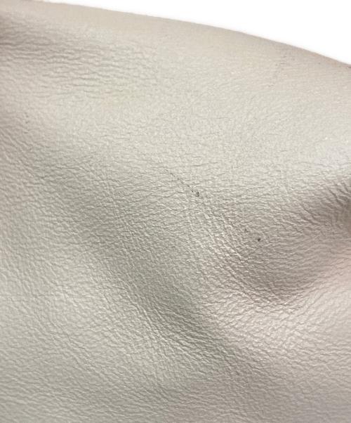 BOTTEGA VENETA（ボッテガベネタ）BOTTEGA VENETA (ボッテガベネタ) ダブルノット ベージュの古着・服飾アイテム