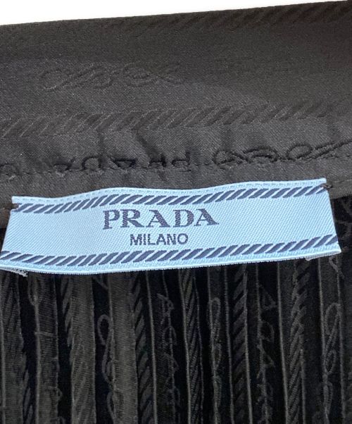 PRADA（プラダ）PRADA (プラダ) ロゴプリントプリーツスカート ブラック サイズ:40の古着・服飾アイテム