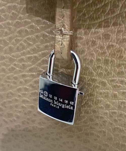 Maison Margiela（メゾンマルジェラ）Maison Margiela (メゾンマルジェラ) 5ACミディアム ベージュの古着・服飾アイテム