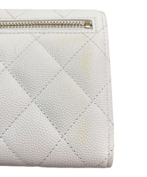 CHANEL（シャネル）CHANEL (シャネル) マトラッセ3つ折り財布 ホワイトの古着・服飾アイテム