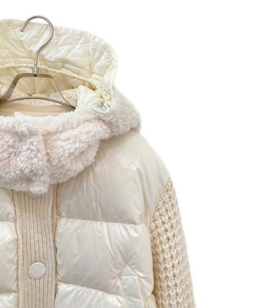 MONCLER（モンクレール）MONCLER (モンクレール) ボアフーデッド切替ダウンカーディガン アイボリー サイズ:Sの古着・服飾アイテム
