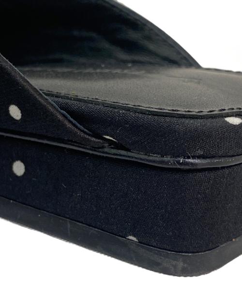 TSURU by MARIKO OIKAWA（ツルバイマリコオイカワ）TSURU by MARIKO OIKAWA (ツルバイマリコオイカワ) ドットフリンジミュール ブラック サイズ:39の古着・服飾アイテム