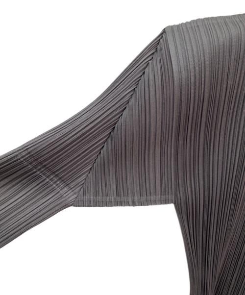 PLEATS PLEASE（プリーツプリーズ）PLEATS PLEASE (プリーツプリーズ) プリーツシャツ グレー サイズ:3の古着・服飾アイテム