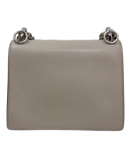 FENDI（フェンディ）FENDI (フェンディ) キャナイ スモールチェーンショルダー ライトベージュ サイズ:スモールの古着・服飾アイテム