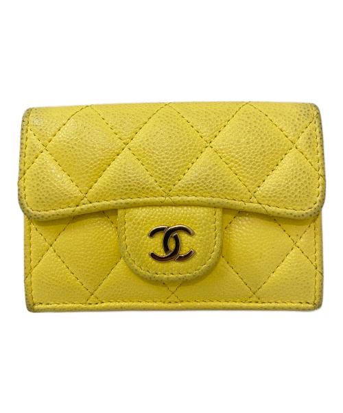 CHANEL（シャネル）CHANEL (シャネル) 3つ折り財布 イエローの古着・服飾アイテム