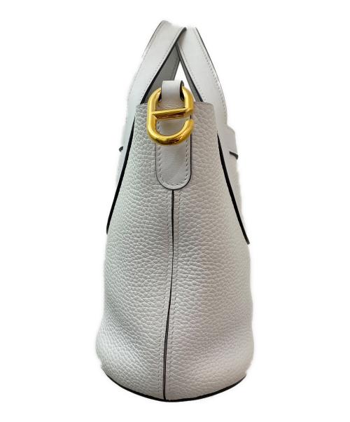 HERMES（エルメス）HERMES (エルメス) インザループ18 ホワイト系 サイズ:18の古着・服飾アイテム