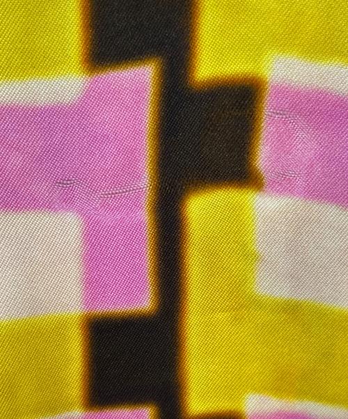 DRIES VAN NOTEN（ドリスヴァンノッテン）DRIES VAN NOTEN (ドリスヴァンノッテン) 総柄シャツ イエロー×ピンク サイズ:36の古着・服飾アイテム