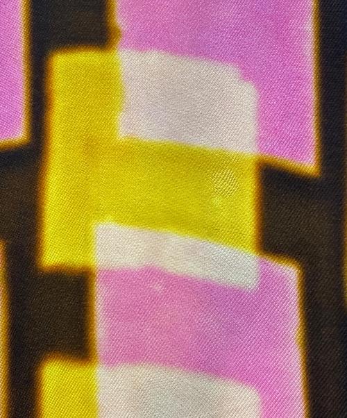 DRIES VAN NOTEN（ドリスヴァンノッテン）DRIES VAN NOTEN (ドリスヴァンノッテン) 総柄シャツ イエロー×ピンク サイズ:36の古着・服飾アイテム