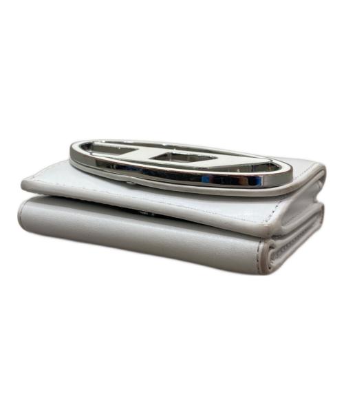 DIESEL（ディーゼル）DIESEL (ディーゼル) 1dr tri fold coin xs ii ホワイトの古着・服飾アイテム