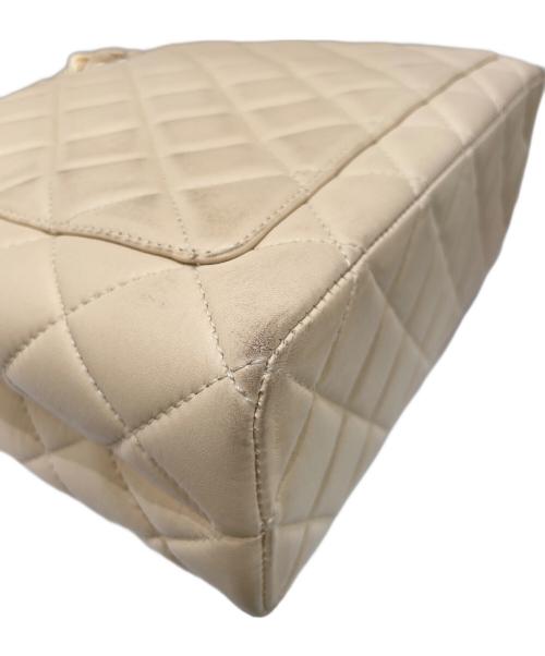 CHANEL（シャネル）CHANEL (シャネル) ココマーク プラチェーントートバッグ ホワイトの古着・服飾アイテム