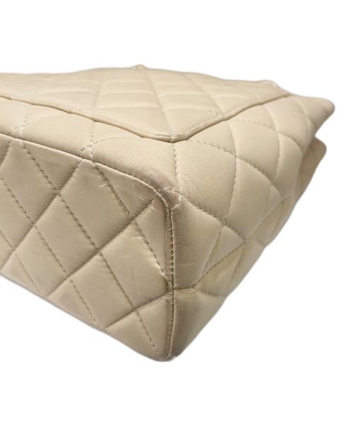 CHANEL（シャネル）CHANEL (シャネル) ココマーク プラチェーントートバッグ ホワイトの古着・服飾アイテム