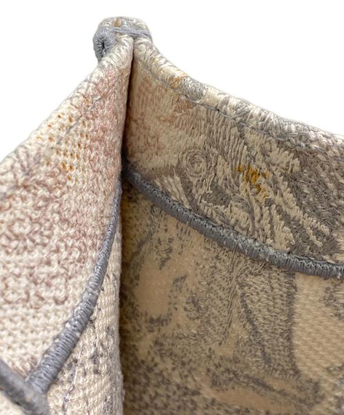 Christian Dior（クリスチャン ディオール）Christian Dior (クリスチャン ディオール) Dior Book Tote バッグ ミディアム ホワイト サイズ:ミディアムの古着・服飾アイテム