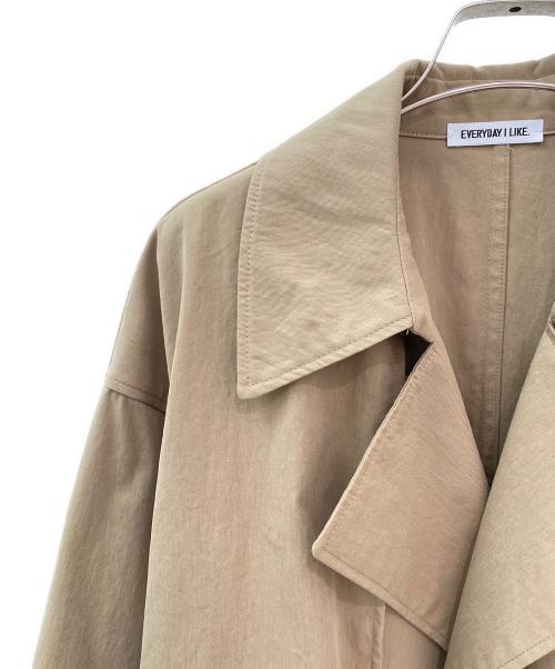 EVERYDAY I LIKE.（エヴリデイ アイ ライク）EVERYDAY I LIKE. (エヴリデイ アイ ライク) Essential トレンチコート ベージュ サイズ:36の古着・服飾アイテム