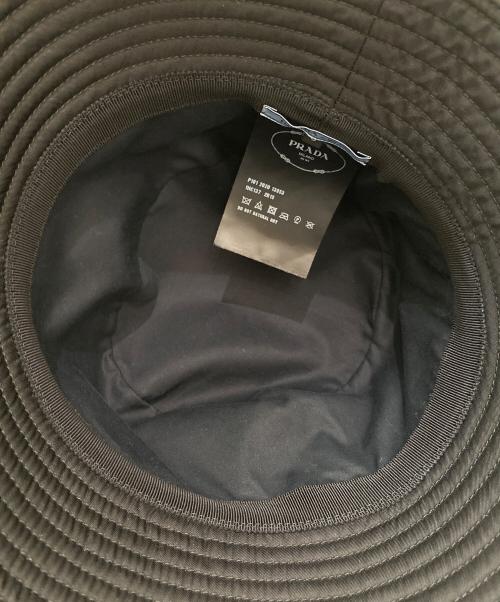 PRADA（プラダ）PRADA (プラダ) トライアングルロゴプレートバケットハット ブラック サイズ:S(57cm)の古着・服飾アイテム