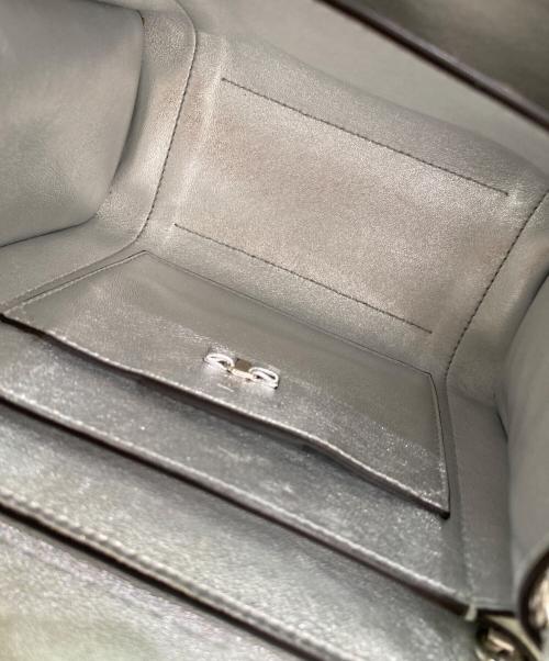 Salvatore Ferragamo（サルヴァトーレ フェラガモ）Salvatore Ferragamo (サルヴァトーレ フェラガモ) ヴァラ・リボン チェーンショルダーバッグ シルバーの古着・服飾アイテム